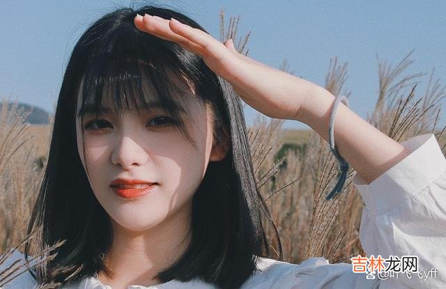 女人喜欢一个人 一个女人暗恋你，往往会在微信上留下这三个痕迹