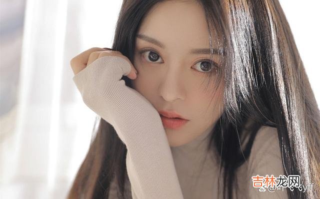 张小娴说：“深情是我承担不起的重担 女人彻底放下一个异性后，大都会有这三个表现，男人别再纠缠