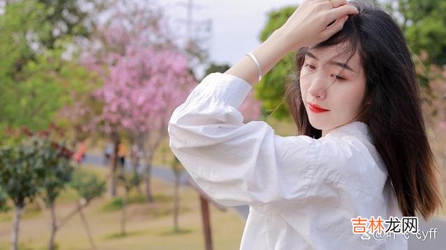 男人的感情跟女人不同 一个男人疯狂想你的样子，无非就是见面时，对你有三种冲动