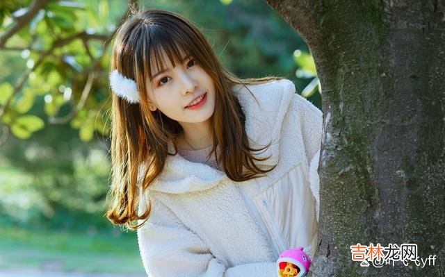 在感情里 与男人相处，他主动给你这三样东西，多半是真爱了