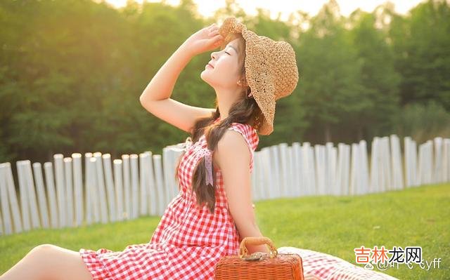 巴尔扎克说:“其实假装的爱情比真实的爱情还要完美 一个男人这样撩你,可能只是玩玩而已,女人别当真