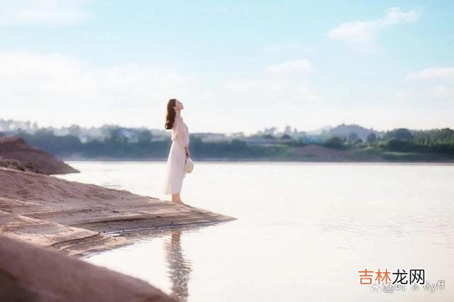 卡森·麦卡勒斯说：“爱情是发生在两个人之间的一种共同的经验。|如果你爱的人疏远你了，不妨这样处理，显得很有格局