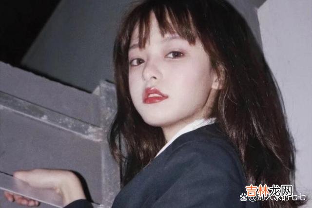男性朋友之所以会对一个女人日久生情，后者更多是感动，或是习惯