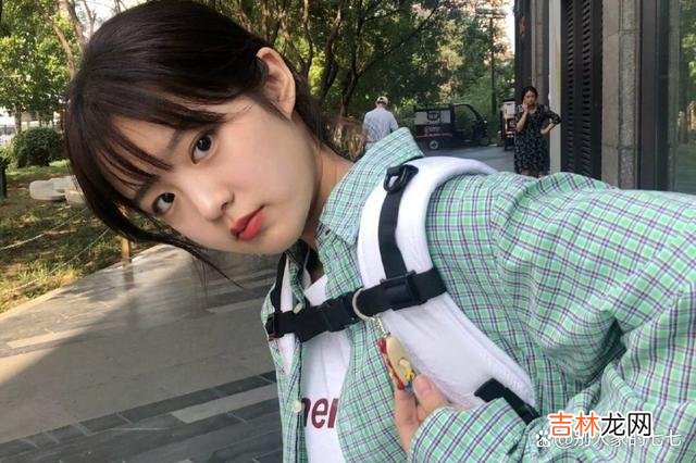 /1/后台有粉丝朋友私信问 要记得这个世界上,有一种深爱叫:学会断联!