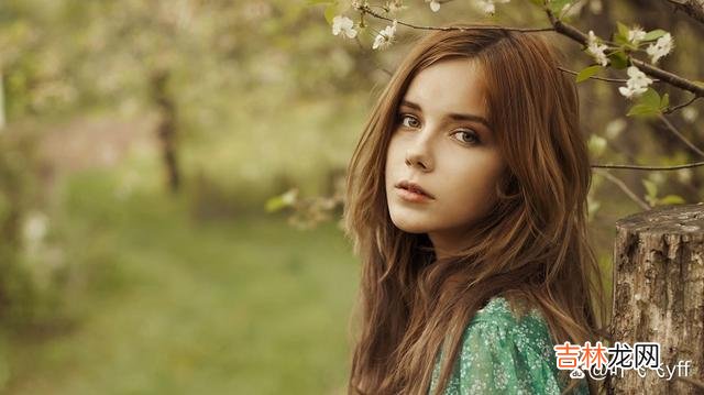 在感情里 你用这两种方法取悦男人,他会更加疼惜你