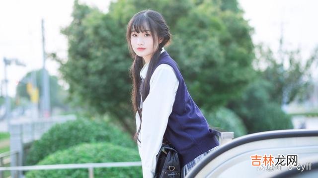 女人爱上有家室的男人，与其纠缠不清，不如这样处理