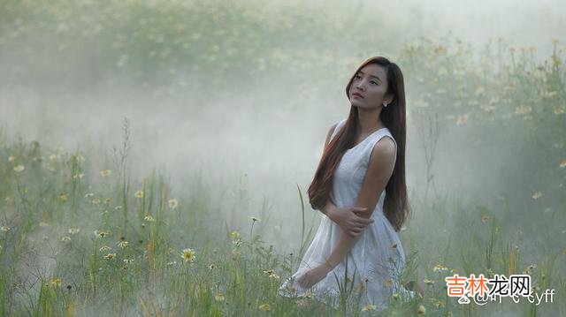 女人爱上有家室的男人,与其纠缠不清,不如这样处理