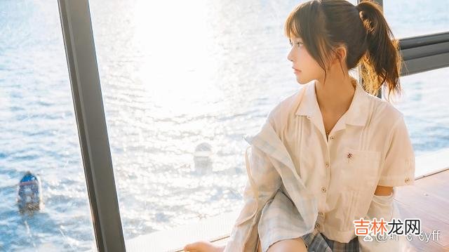 我们知道 男人发现女人出现这三个小动作,多半是默许和你越界了