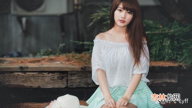 刘同说：“这世上 一个女人疯狂想念你，不是跟你见面，反倒会这么做