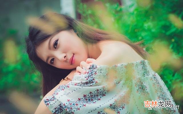 中年女人身心都比较成熟 男人在追求中年女人的时候，千万别玩虚的，而是要真实
