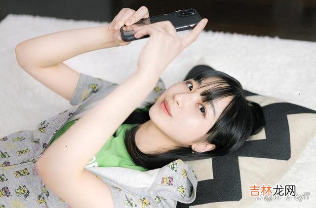 如今 说到底，女人想你了，一般会给你发四个字，别不懂