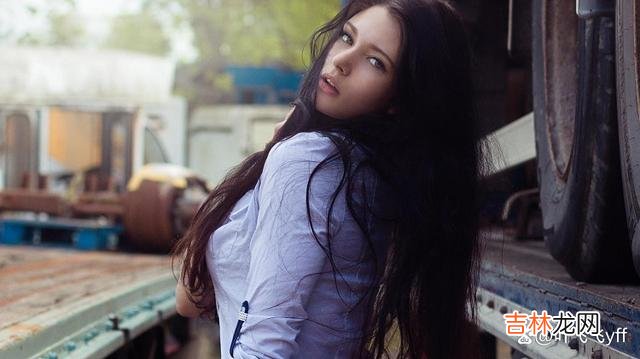男女交往 女人爱你到深处后，往往喜欢“折腾”你，不是不爱，反而是深爱