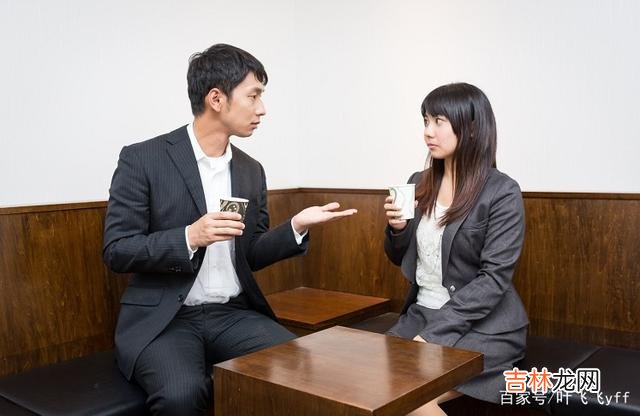 生活中 女生不要太迷恋这种大龄男人,他们的爱情,可能你要不起