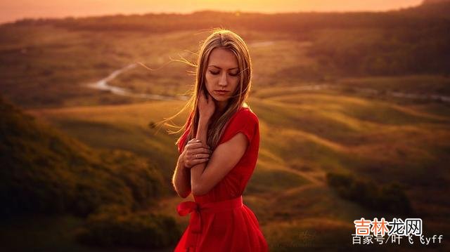 席慕容说：“结婚不是从此只有两个人面对面 中年夫妻，爱不爱并不是很重要，做好这三点婚姻会更幸福