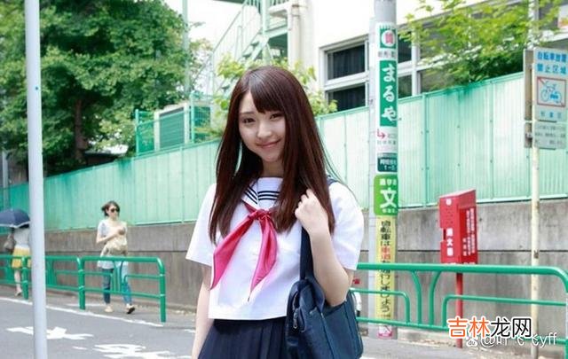 有人说：“中年女人的感情 中年女人动情了，最显著的暗示一般会有这三个