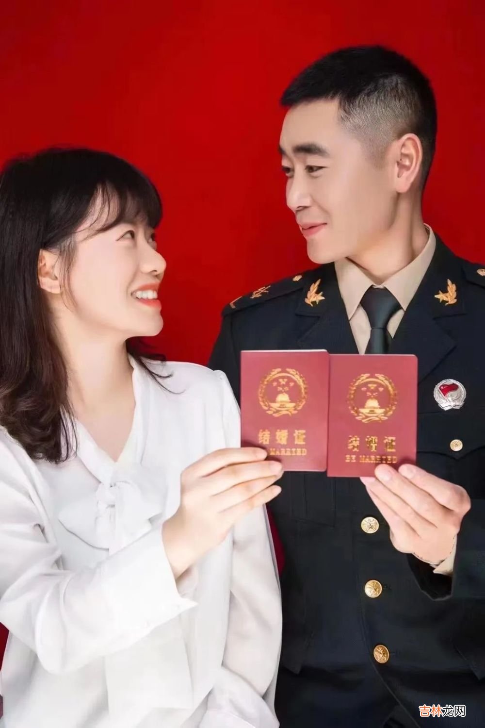恭喜，他们结婚了！