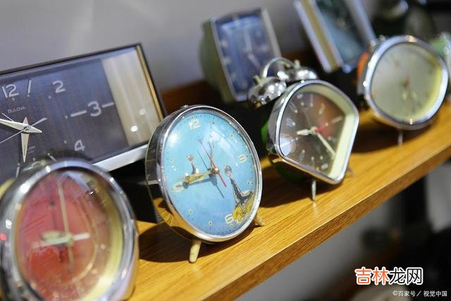 之前刷抖音看到这么一句话：成年人的快乐是从断舍离开始的。|成年人的快乐是从断舍离开始的，学会整理自己的人生