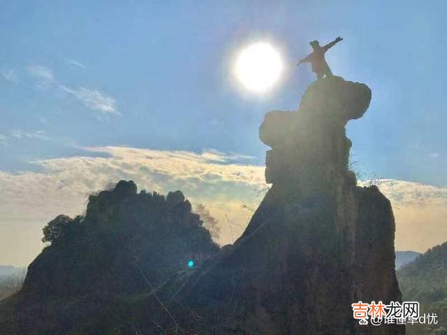 真挚的情永远不变 想你，笑着笑着便泪眼婆娑，无论怎么样都爱你永远不变！