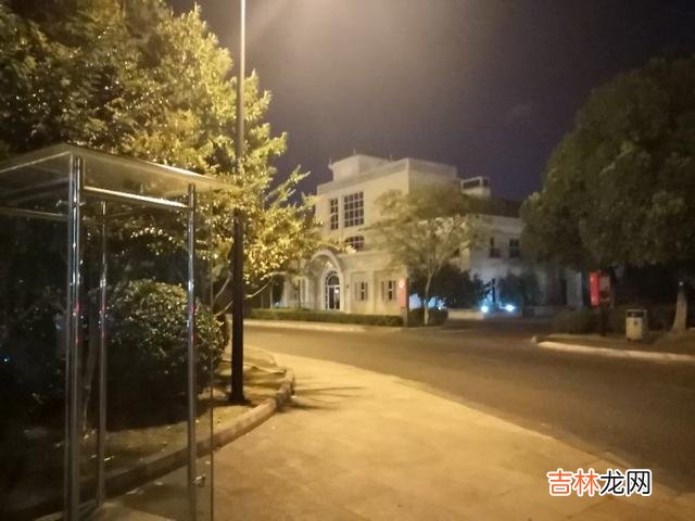 羞涩的想念中 想你，心里有你，就算一路荆棘又何妨，赏我一场唯美的情