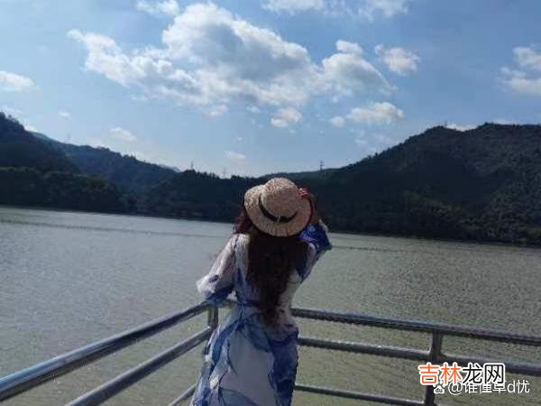 爱一个远方的人 爱一个远方的人，当相思来袭时，心中曾经的那些美好