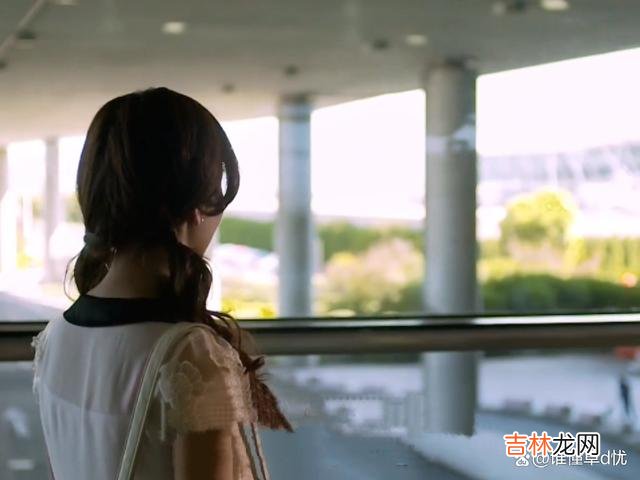 一寸相思情 一寸相思情，便能温蕴出万千的宠爱，那是只对心爱之人才有的温柔