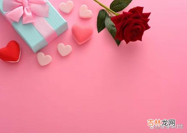 这世上 真爱的人永远深情，入心的人在无人能够取代！