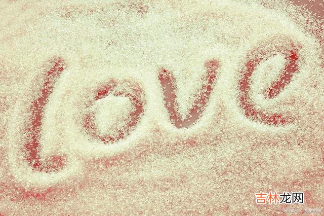 蓦然回首 一场别离，情牵一世，我不扰你，也做不到将你忘记