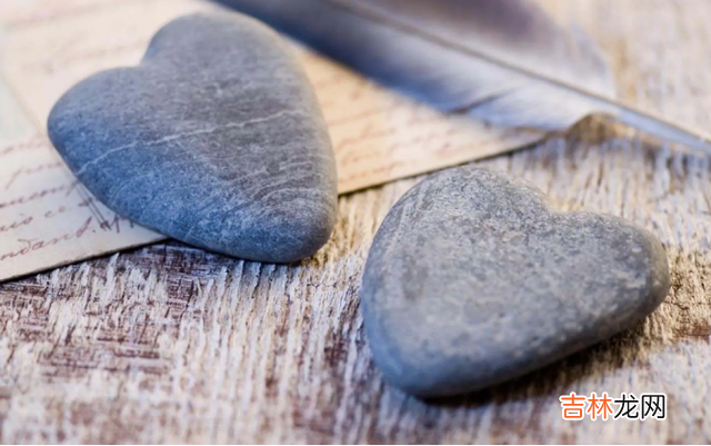 有些男人之所以单身，就是因为看不清女孩子的小心思