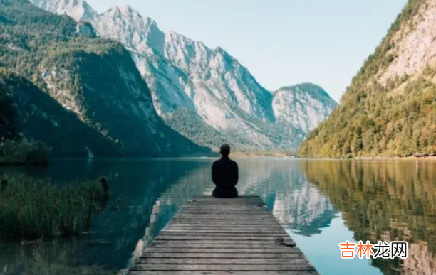 个体心理学创始人阿德勒曾说:“人的一切烦恼 观察生活中,那些走到哪里都受欢迎的人,源于这些“共性”