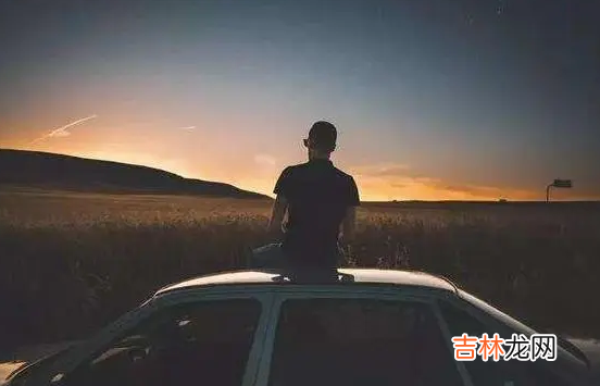 莎士比亚曾说：“一个人宁愿听一百句美丽的谎言 一个人不愿意反驳你，背后大多藏着这几点深层原因