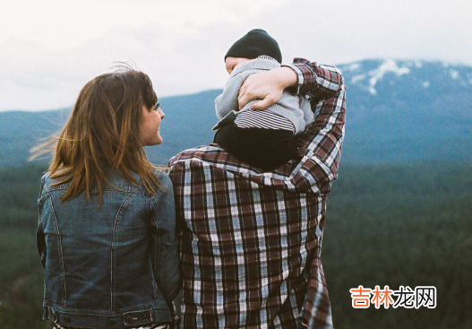 曾在书上看过这样一句话：“家是修行的最佳道场。|男人格局的大小，从他对待妻子的态度很容易辨别