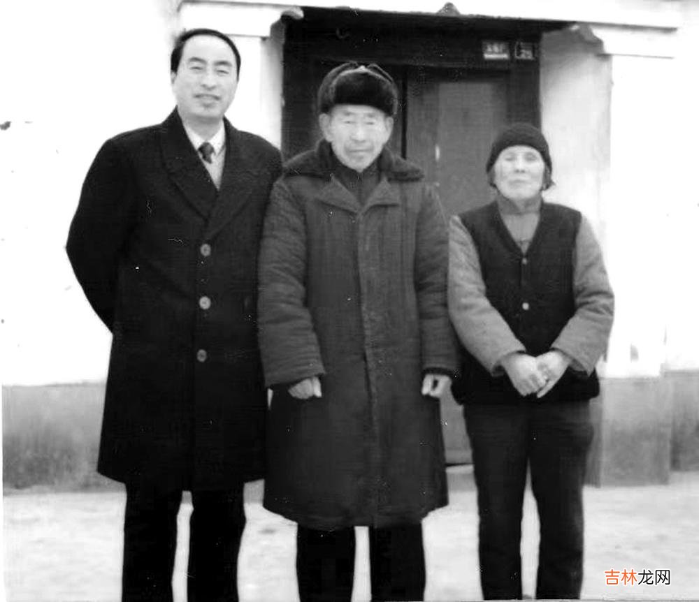 本文转自：常州日报生活琐记 / 李寿生那年 那年，我给95岁的舅母拜年