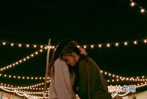 “所有的失恋 分手后还能做朋友吗？永远只有一个答案：不能，也不该