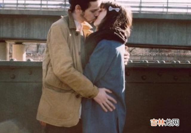 感情里 如果你一直追不到自己心仪的人，就证明你是时候该思考一个问题了