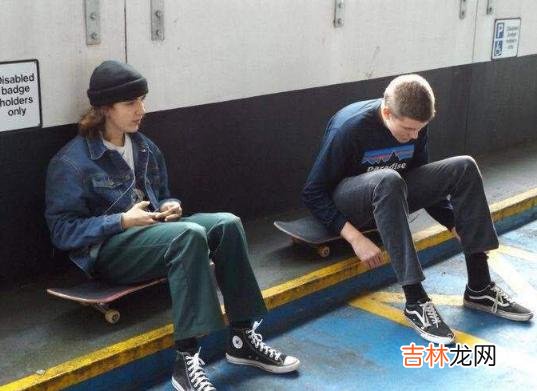 快餐式恋爱的环境里 生活中，往往是这样的男人，最为专情，别说你没遇到过