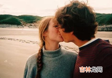感情说白了 你会和谁相爱，真的是你的能力决定的，原因很简单