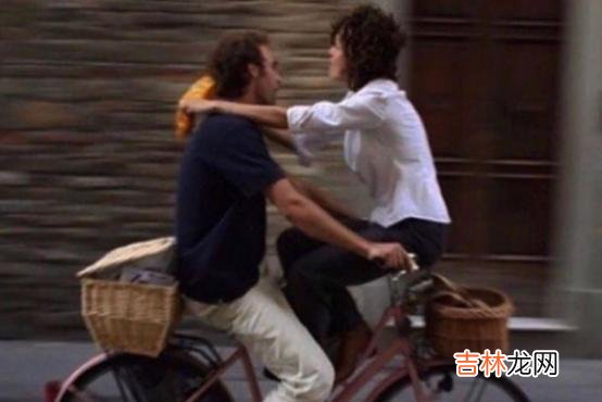 相比情侣，异性知己反而更为长久，不会拥有，就不会莫名失去