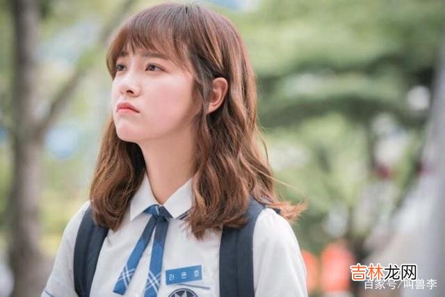 亲密关系中，双向奔赴，懂得互相服软，轮流低头，才不会走散