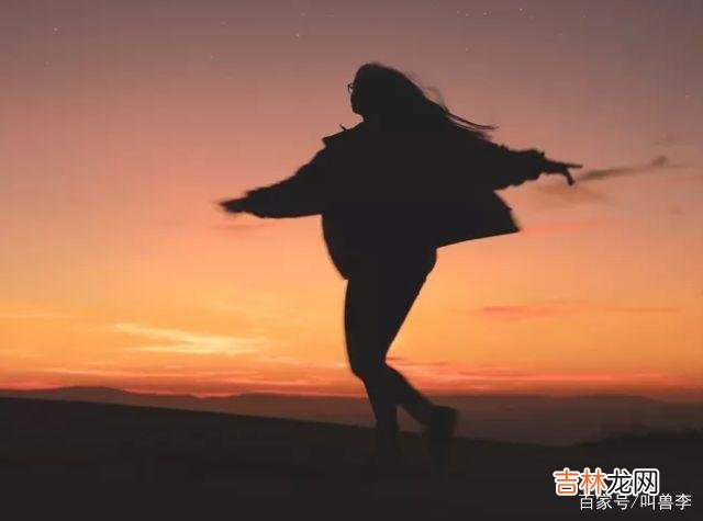 好的伴侣势均力敌 这世上只有一种夫妻永远不会离婚，那么我想，就是这一种