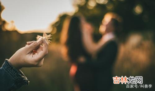 “我爱了他快十年 不爱你却和你在一起的男人，这才是他内心最真实的想法