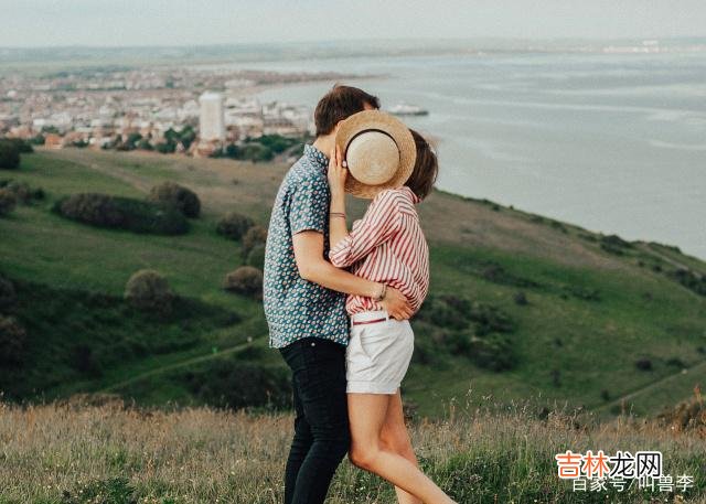 “我爱了他快十年 不爱你却和你在一起的男人，这才是他内心最真实的想法