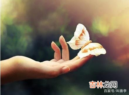 在这个爱情量产化 恋爱潜规则：你越有“套路”，男人越在乎你