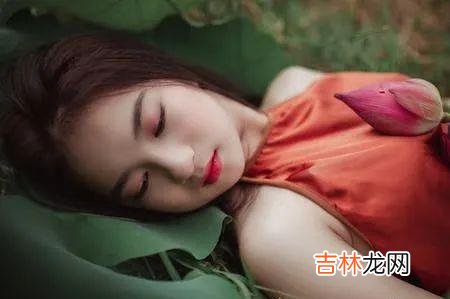 不知道从什么时候开始 与女生聊天的“神回复”，自古套路得人心！