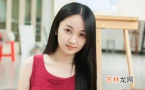 男生都有第一次加女生微信的经历 第一次加女生微信开场白怎么说才能引起女生的兴趣？