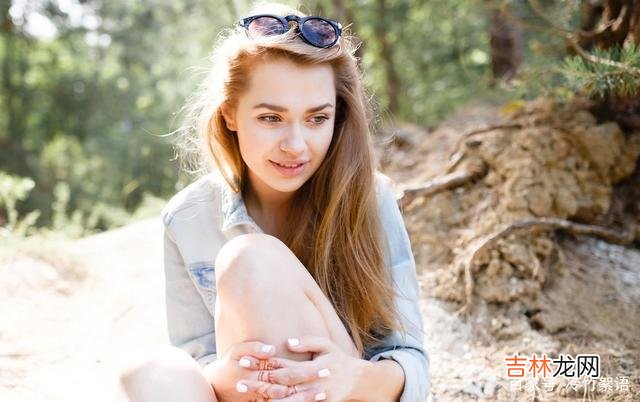 在感情世界中 承受不住情感打击的女人，都是爱得深的女人