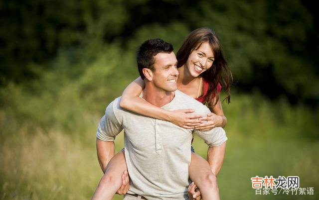 女人深爱一个人时 对你冷漠的男人，不用猜他在想什么，而是这么做