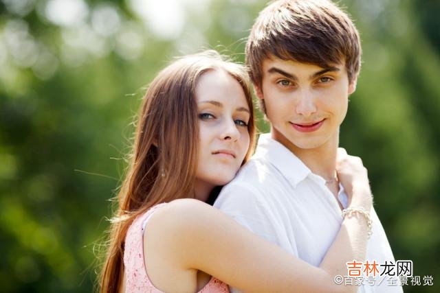 喜欢上一个人 男人认定你，把你当“老婆”时，会这么称呼你