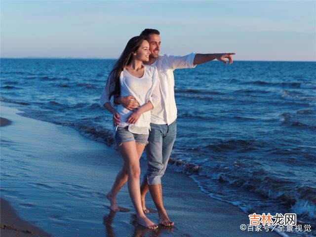 经营婚姻是两个人的事情 45岁夫妻离婚后，妻子向他提出离婚，妻子的态度很坚决