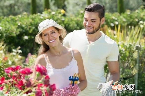 生活中 在男人眼中，女人的不拒绝并不是爱，而是一种好掌控的表现