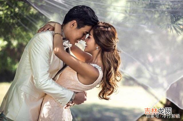 感情中 男人对你动了真心，是从给你这样东西开始的，女人要看清楚